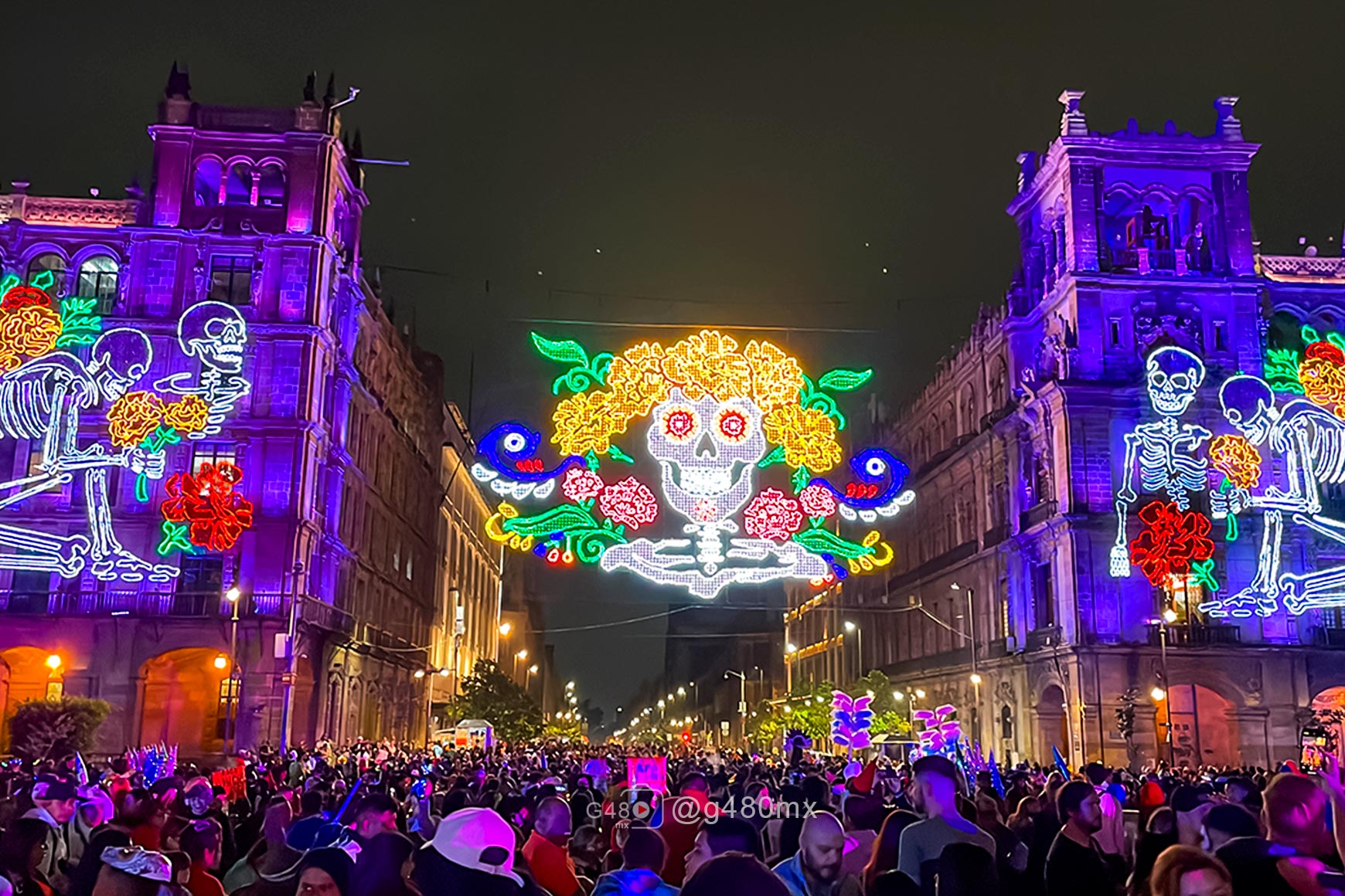 La despedida de la mega ofrenda del Zócalo: un adiós a la tradición